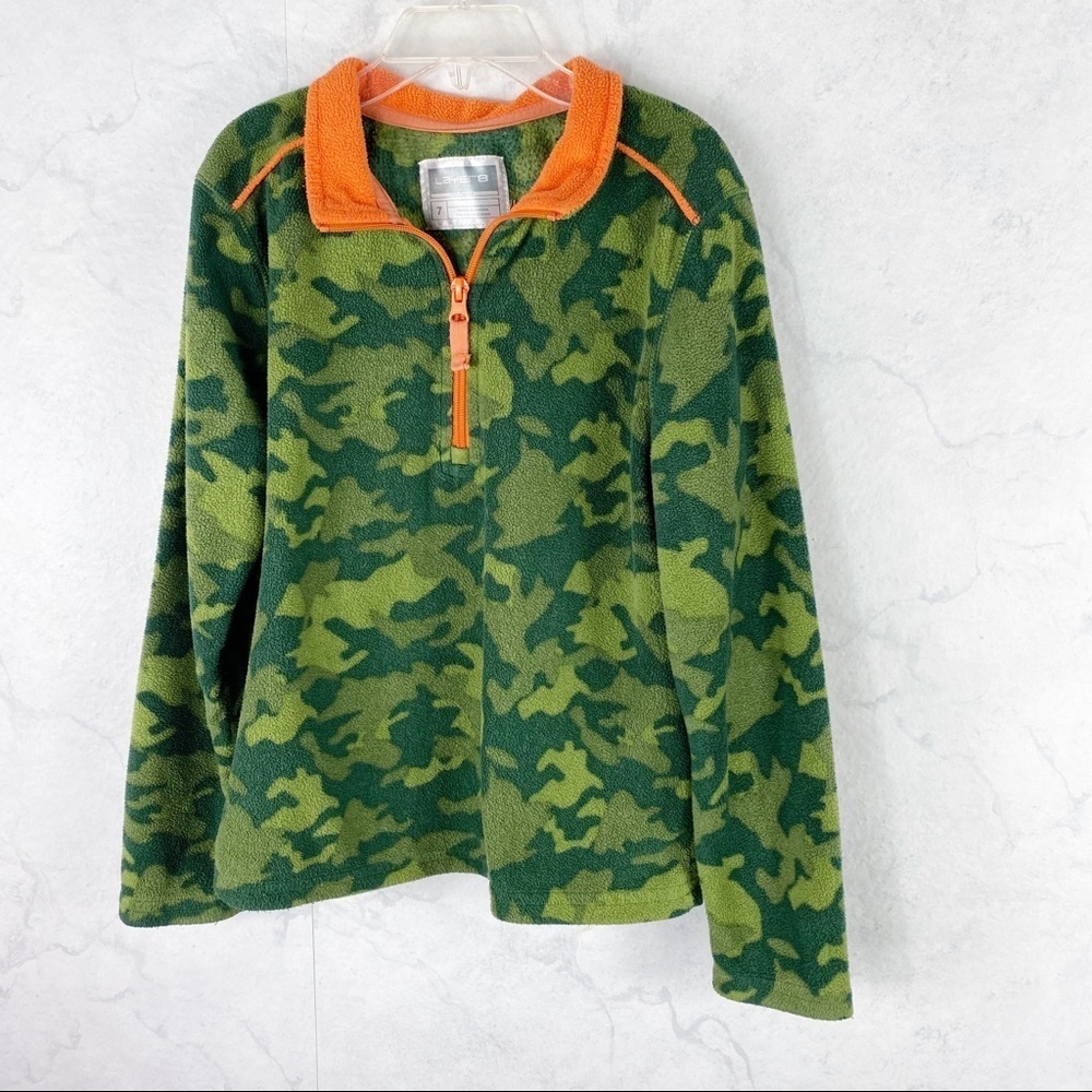 [Layer 8] Camo Quarter Zip Up